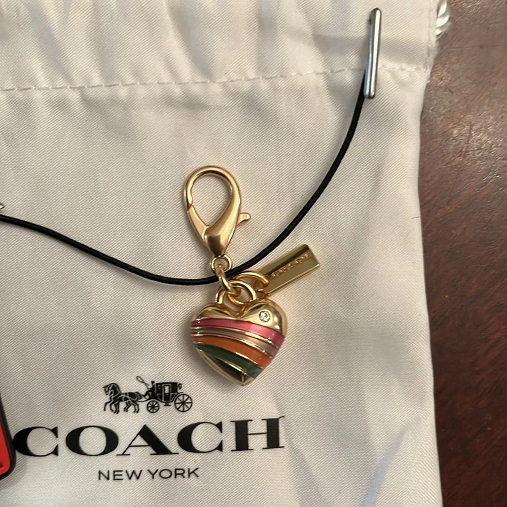 NWOT Coach charms with jewelry bag rainbow heart gold - Picture 2 of 3